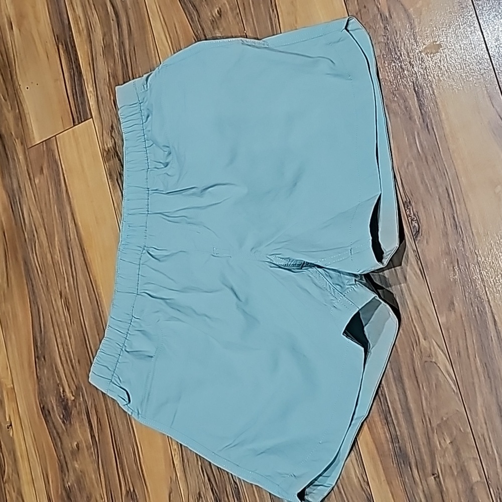 Carhartt Women's Relaxed Fit Large (12-14) work shorts